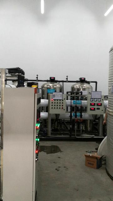 機械化工生產用純水系統展示